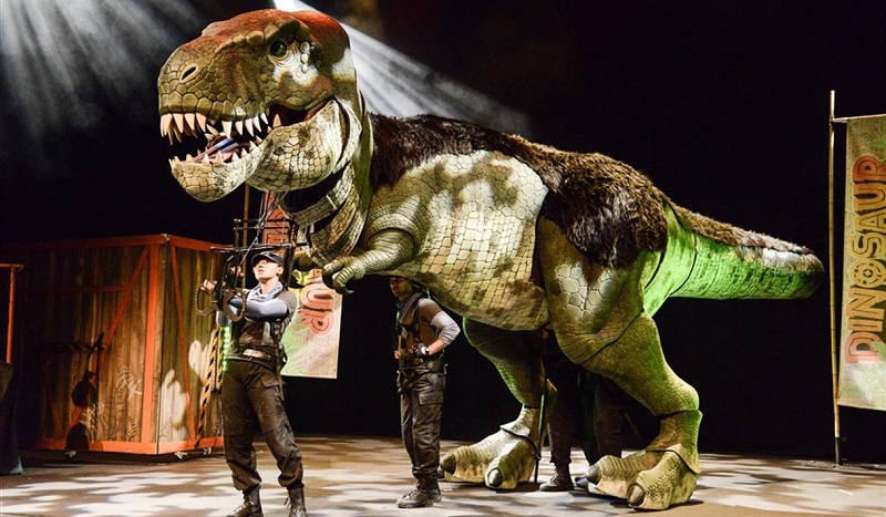 Dinosaur World Live